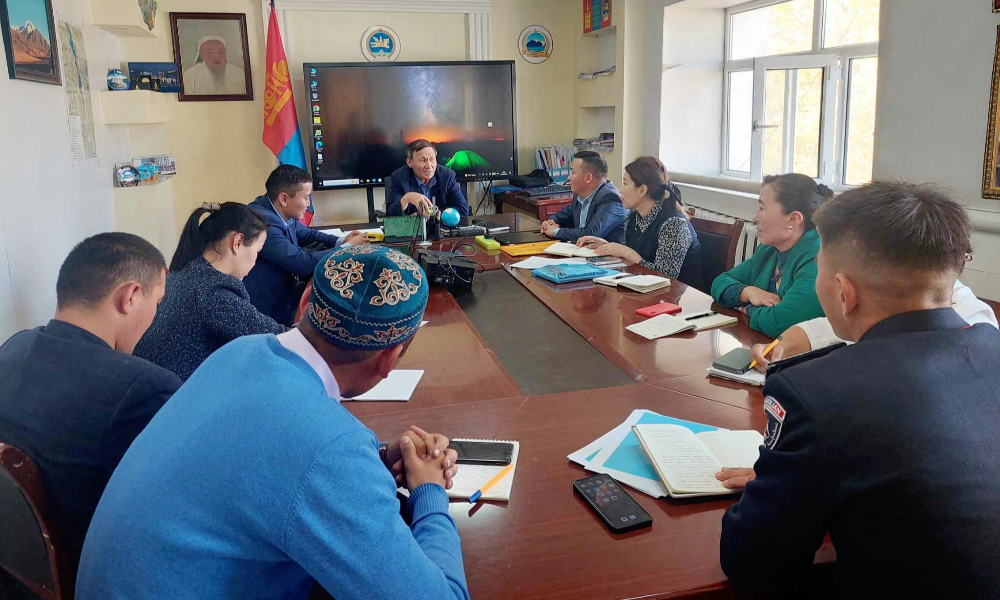 “ГЭР БҮЛ, ХҮҮХЭД, ЗАЛУУЧУУДЫН ХӨГЖИЛ, ХАМГААЛЛЫН ЯВУУЛЫН ҮЙЛЧИЛГЭЭ"  АЛТАНЦӨГЦ, БАЯННУУР СУМДАД ЗОХИОН БАЙГУУЛАГДЛАА.