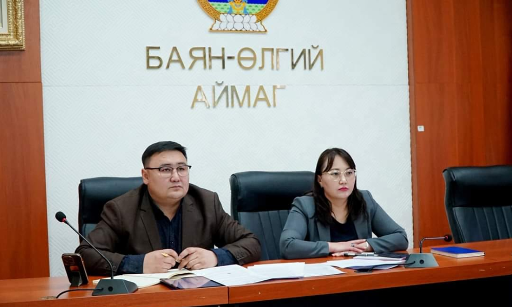 АЙМГИЙН ХҮҮХДИЙН ЭРХИЙН ХУУЛЬ ЗҮЙН ХОРОО ХУРАЛДЛАА.