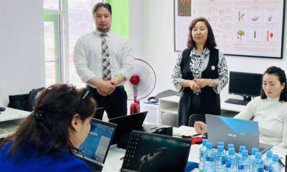 АРГА ЗҮЙН ДЭМЖЛЭГ ҮЗҮҮЛЭХ СУРГАЛТ ЗОХИОН БАЙГУУЛАГДЛАА.