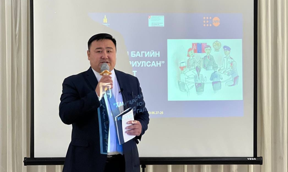 ХАМТАРСАН БАГИЙН ГИШҮҮДИЙГ ЧАДАВХЖУУЛАХ СУРГАЛТ ЗОХИОН БАЙГУУЛАГДАЖ БАЙНА.