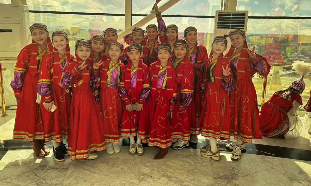 БАЯР ХҮРГЭЕ.